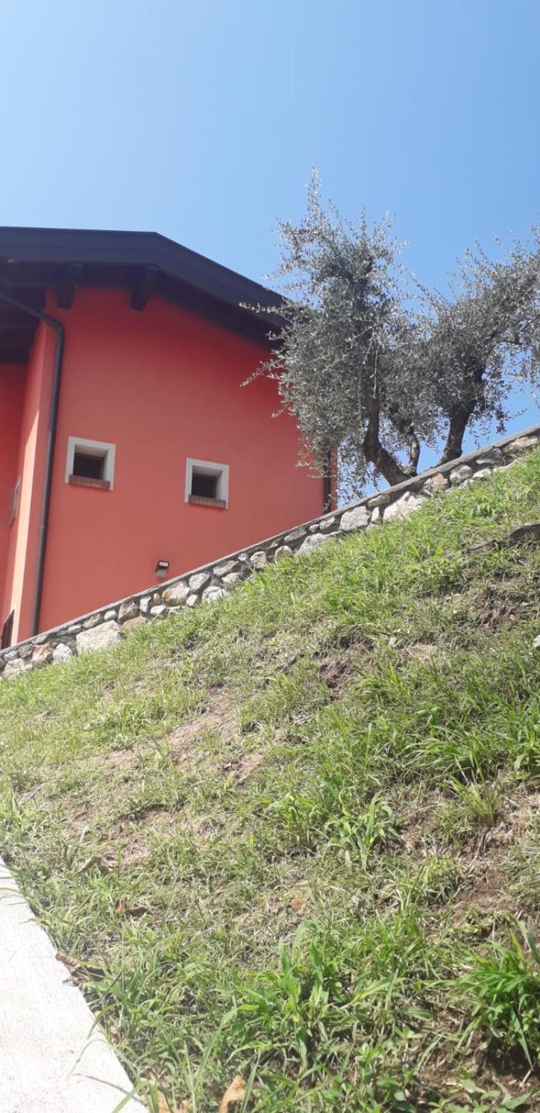 Agriturismo Cascina Lert マローネ エクステリア 写真