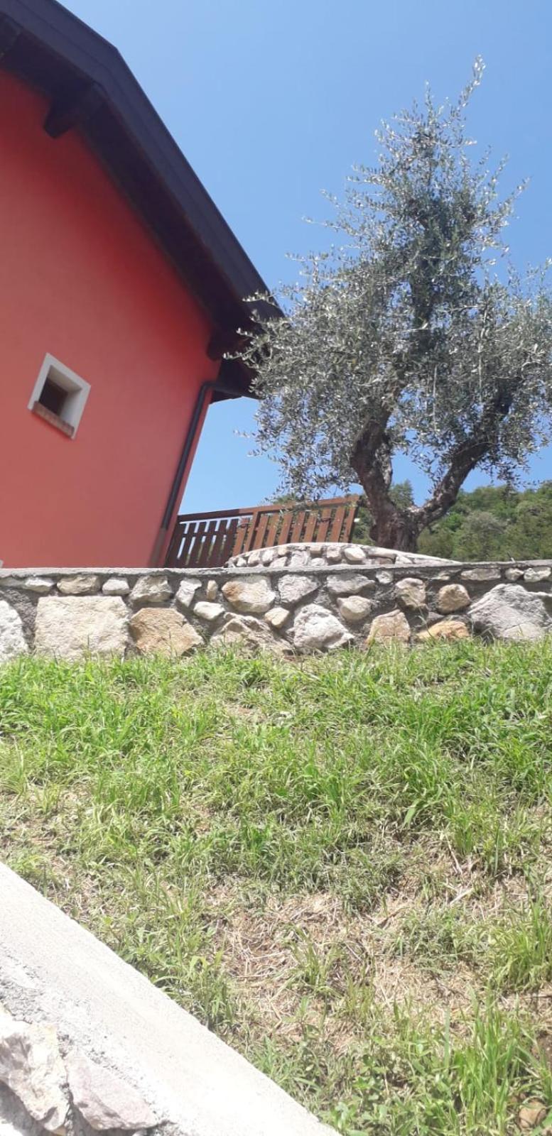 Agriturismo Cascina Lert マローネ エクステリア 写真