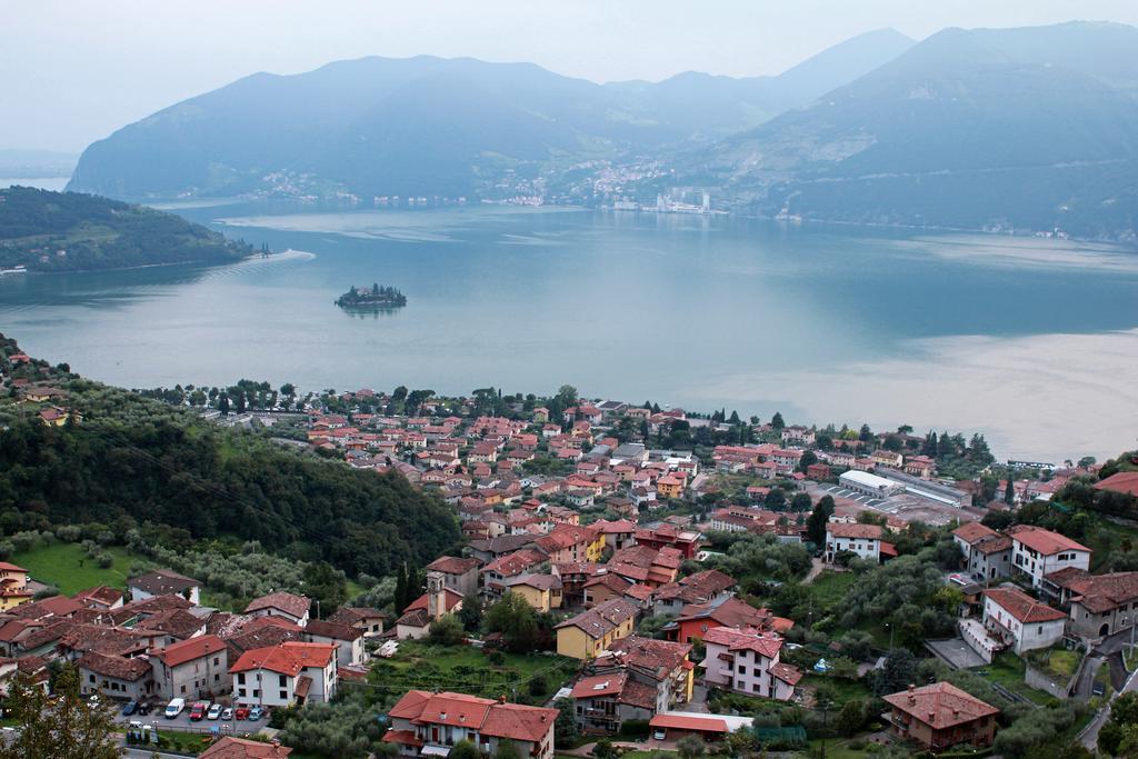 Agriturismo Cascina Lert マローネ エクステリア 写真