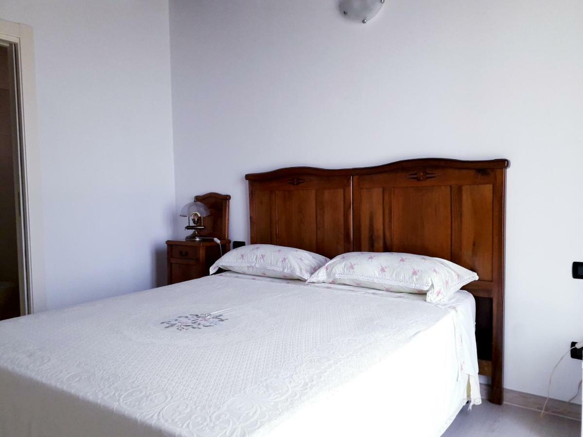 Agriturismo Cascina Lert マローネ エクステリア 写真